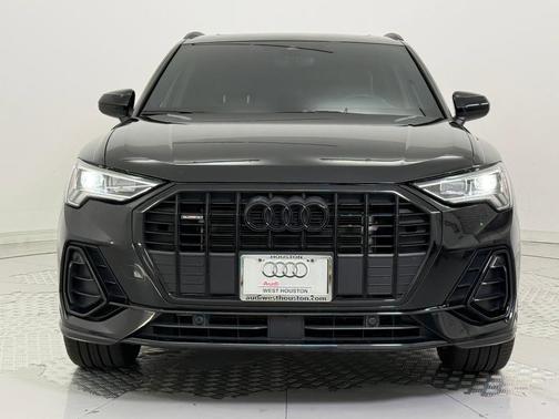 2023 Audi Q3 Premium 45 TFSI S line quattro Tiptronic