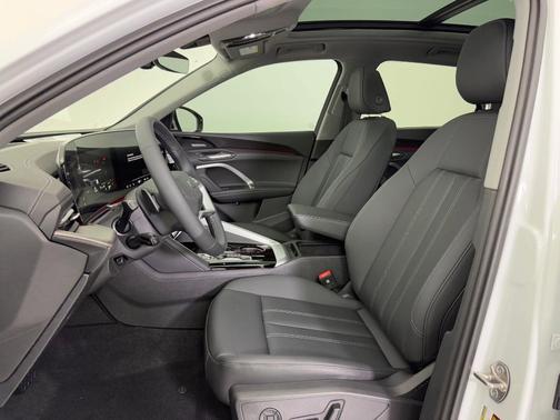 2025 Audi Q5 Premium Plus TFSI quattro S tronic