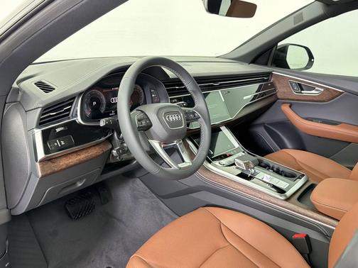 Mythos Black Metallic 2026 Audi Q8 55 Premium Plus