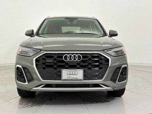 Chronos Gray Metallic 2023 Audi Q5 45 S line Premium Plus