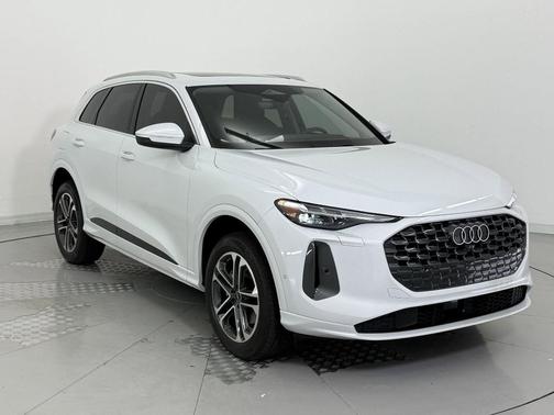 2025 Audi Q5 Premium Plus