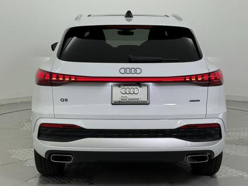 2025 Audi Q5 Premium Plus