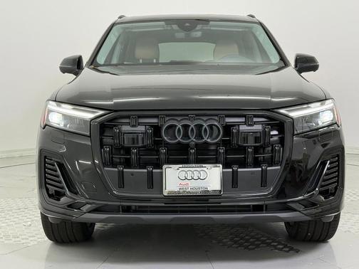 2026 Audi Q7 45 Premium Plus