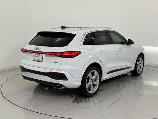 2025 Audi Q5 Prestige