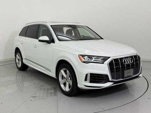 2022 Audi Q7 55 Premium