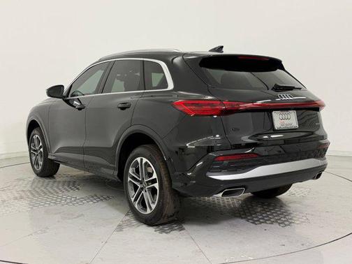 2026 Audi Q5 Premium TFSI quattro S tronic