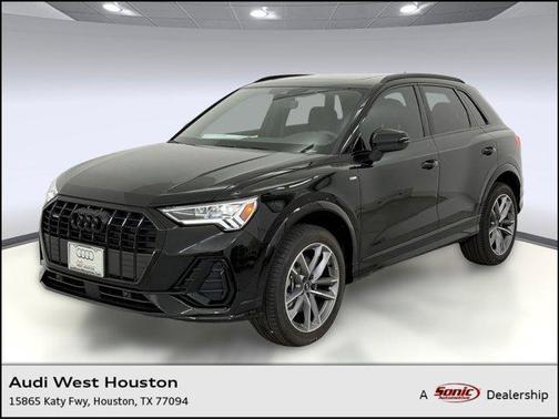 2025 Audi Q3 Premium 45 TFSI S line quattro Tiptronic