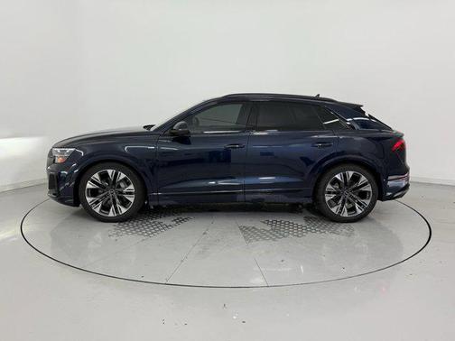 2025 Audi Q8 55 Premium Plus