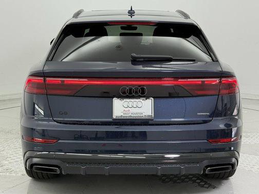 2025 Audi Q8 55 Premium Plus