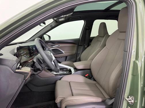 2025 Audi Q5 Premium Plus TFSI quattro S tronic