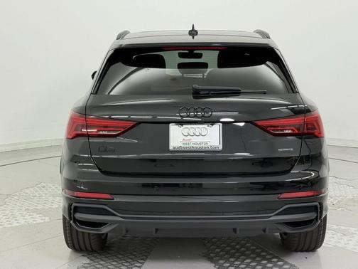 2025 Audi Q3 45 S line Premium Plus
