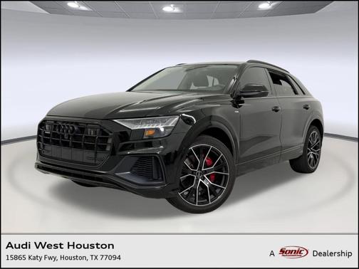Mythos Black Metallic 2023 Audi Q8 55 Premium Plus