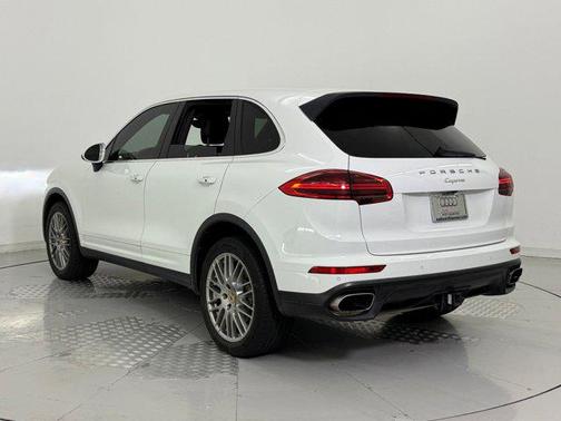 2016 Porsche Cayenne Cayenne
