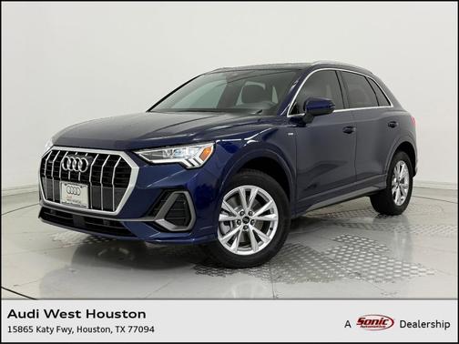 2025 Audi Q3 Premium 45 TFSI S line quattro Tiptronic