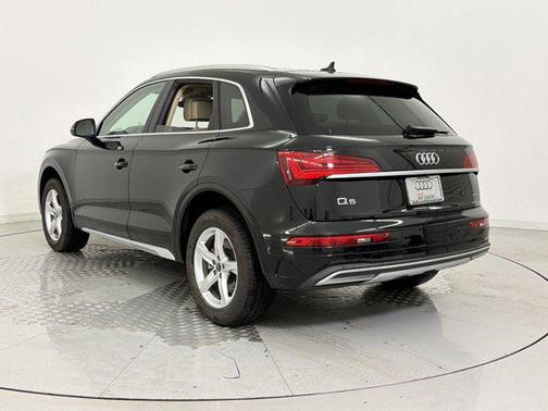 Brilliant Black 2023 Audi Q5 40 Premium