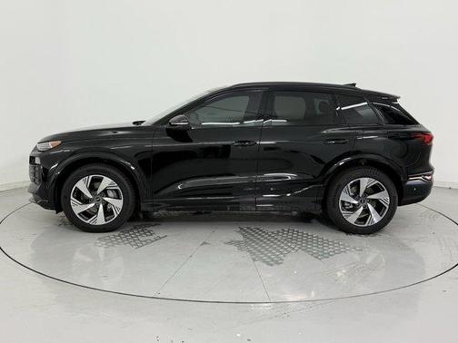 2025 Audi Q6 e-tron Prestige quattro