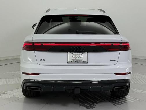 2025 Audi Q8 55 Premium Plus