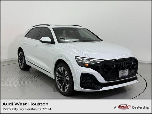 2025 Audi Q8 55 Premium Plus