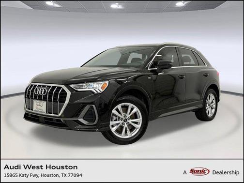 2025 Audi Q3 Premium 45 TFSI S line quattro Tiptronic