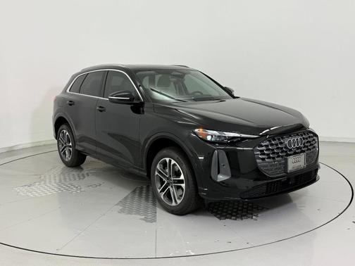 2025 Audi Q5 Premium