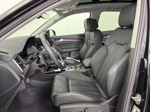 2024 Audi Q5 45 S line Premium Plus