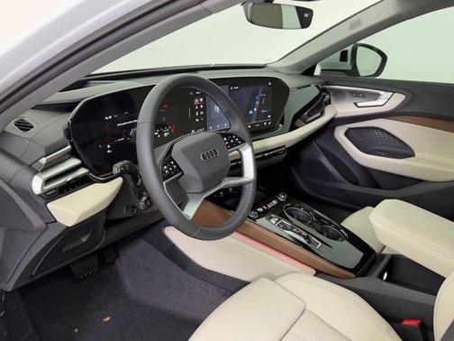 2025 Audi A5 Premium Plus TFSI quattro S tronic