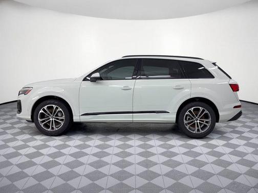 Carrara White 2026 Audi Q7 55 Premium