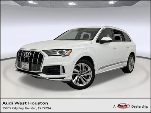 2022 Audi Q7 45 Premium