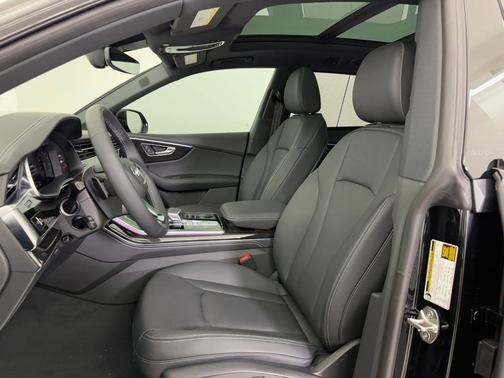 2026 Audi Q8 55 Premium Plus