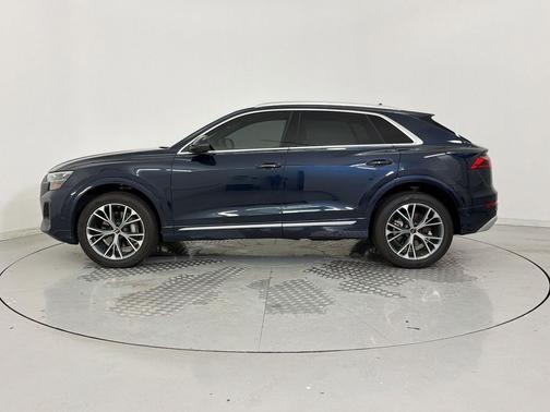 Waitomo Blue Metallic 2025 Audi Q8 55 Premium