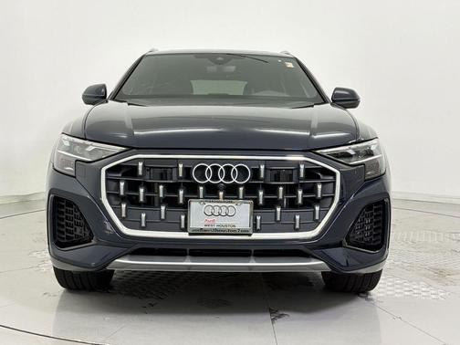 Waitomo Blue Metallic 2025 Audi Q8 55 Premium