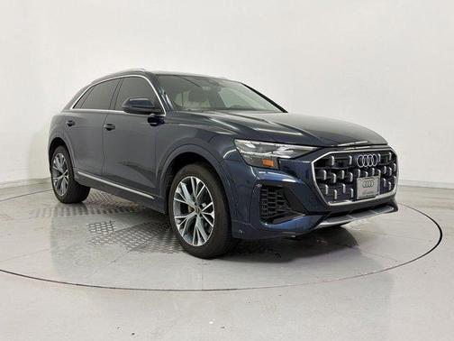 Waitomo Blue Metallic 2025 Audi Q8 55 Premium