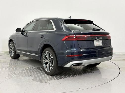 Waitomo Blue Metallic 2025 Audi Q8 55 Premium