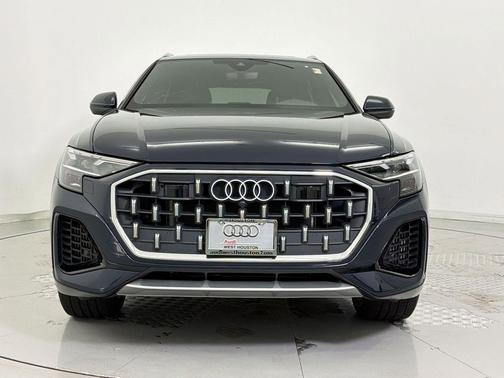 Waitomo Blue Metallic 2025 Audi Q8 55 Premium
