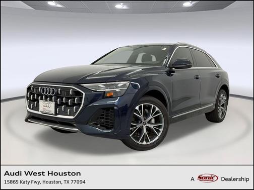 Waitomo Blue Metallic 2025 Audi Q8 55 Premium