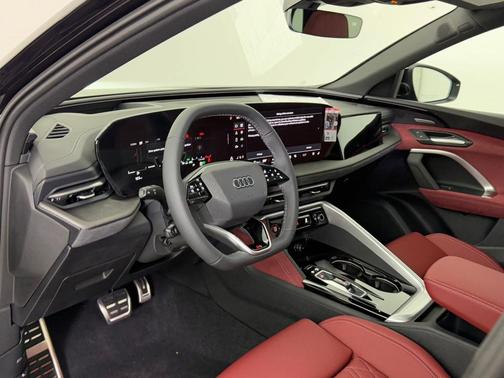 2025 Audi SQ5 3.0T Premium Plus