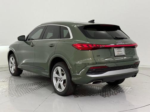 2025 Audi Q5 Premium Plus TFSI quattro S tronic