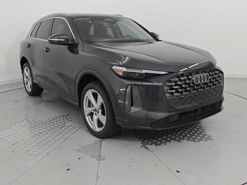 2025 Audi Q5 Premium Plus