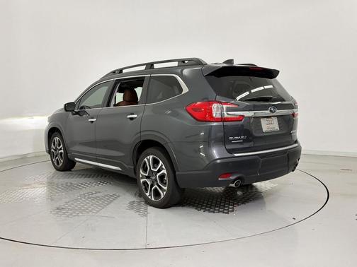 Magnetite Gray Metallic 2023 Subaru Ascent Touring 7-Passenger