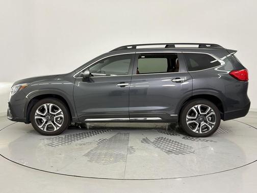 Magnetite Gray Metallic 2023 Subaru Ascent Touring 7-Passenger