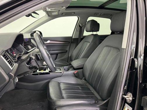 2023 Audi Q5 40 Premium