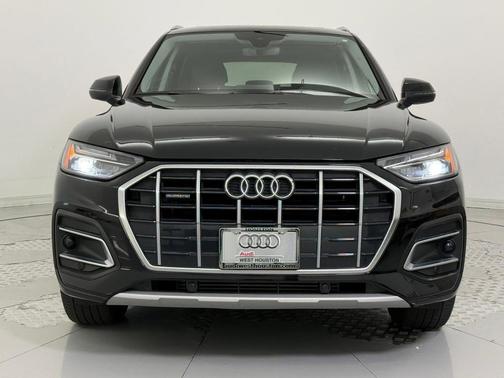 2023 Audi Q5 40 Premium