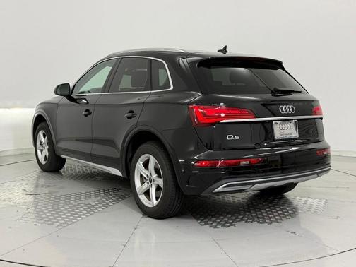 2023 Audi Q5 40 Premium