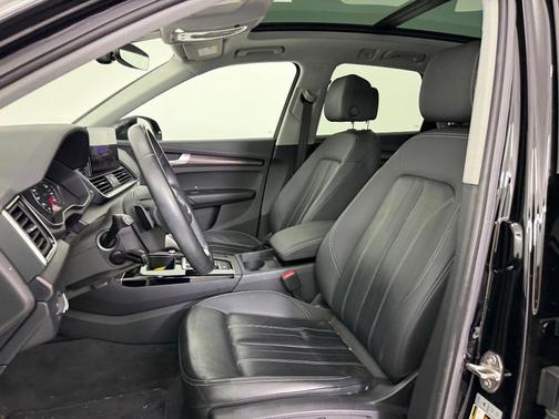 2023 Audi Q5 40 Premium