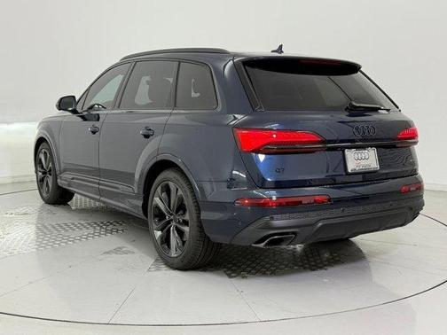 2026 Audi Q7 55 Premium Plus