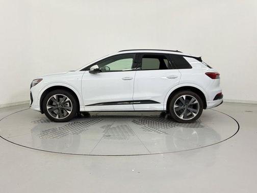 Glacier White Metallic 2023 Audi Q4 e-tron Prestige 50 quattro