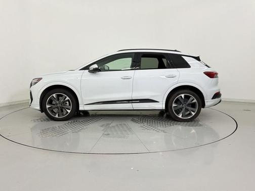 Glacier White Metallic 2023 Audi Q4 e-tron Prestige 50 quattro