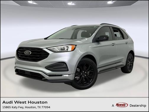 Iconic Silver Metallic 2023 Ford Edge SE