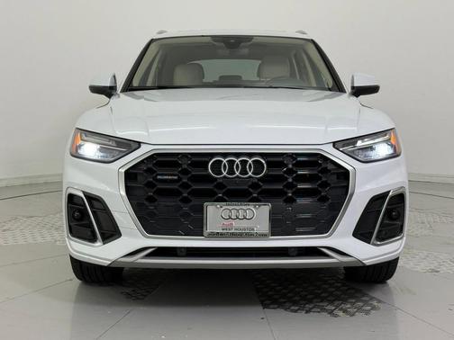 2023 Audi Q5 45 S line Premium Plus