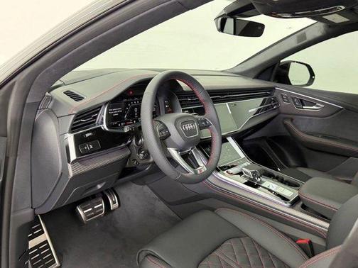 2026 Audi SQ8 4.0T Prestige
